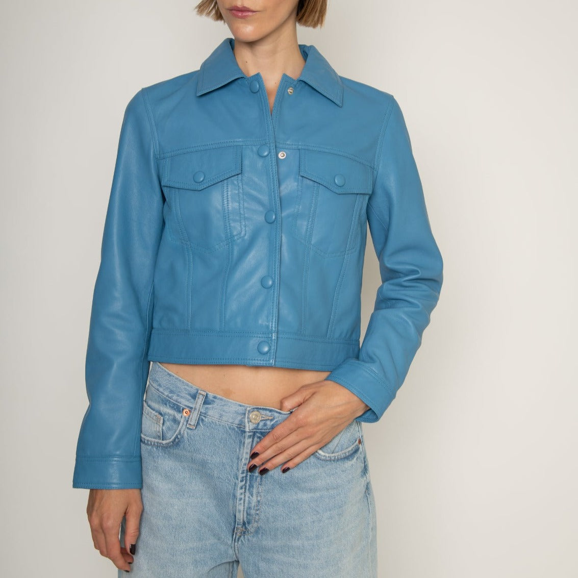 Chaqueta de cuero Amelia Azul Cielo