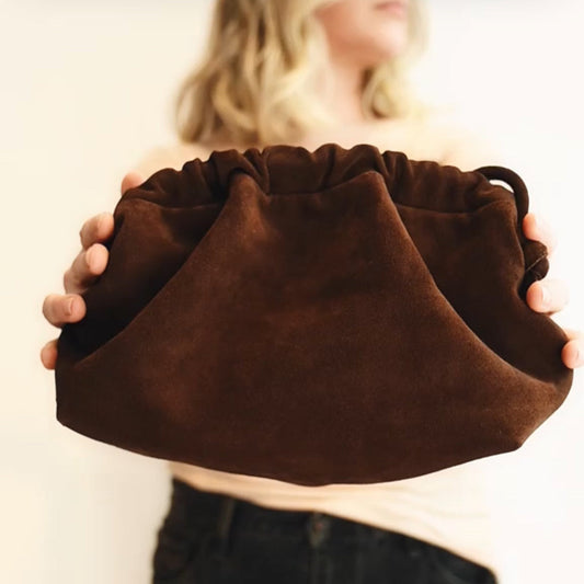 Cartera Gardenia gamuza chocolate