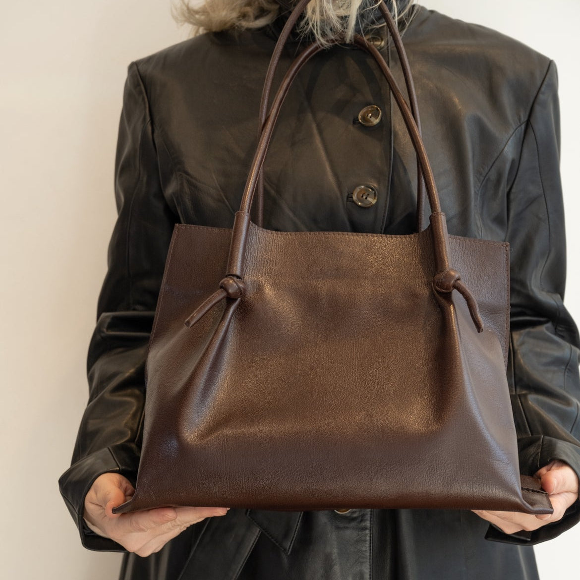 Cartera Camelia Chocolate