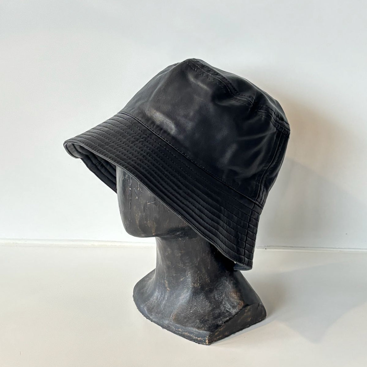 Bucket Hat Cuero PRE ORDER