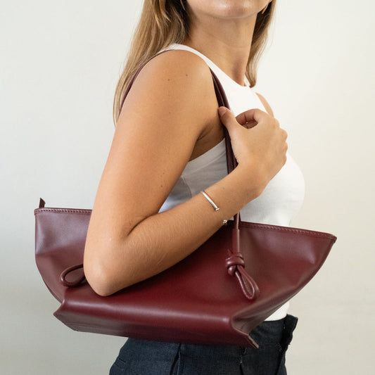 Cartera Magnolia Guinda