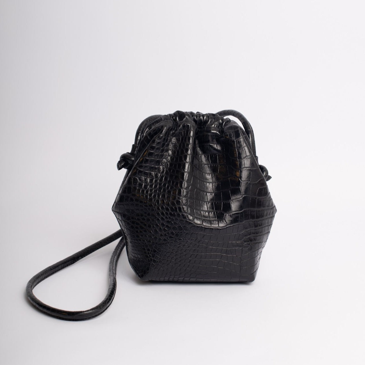 Cartera Jazmin Cuero Negro Croc